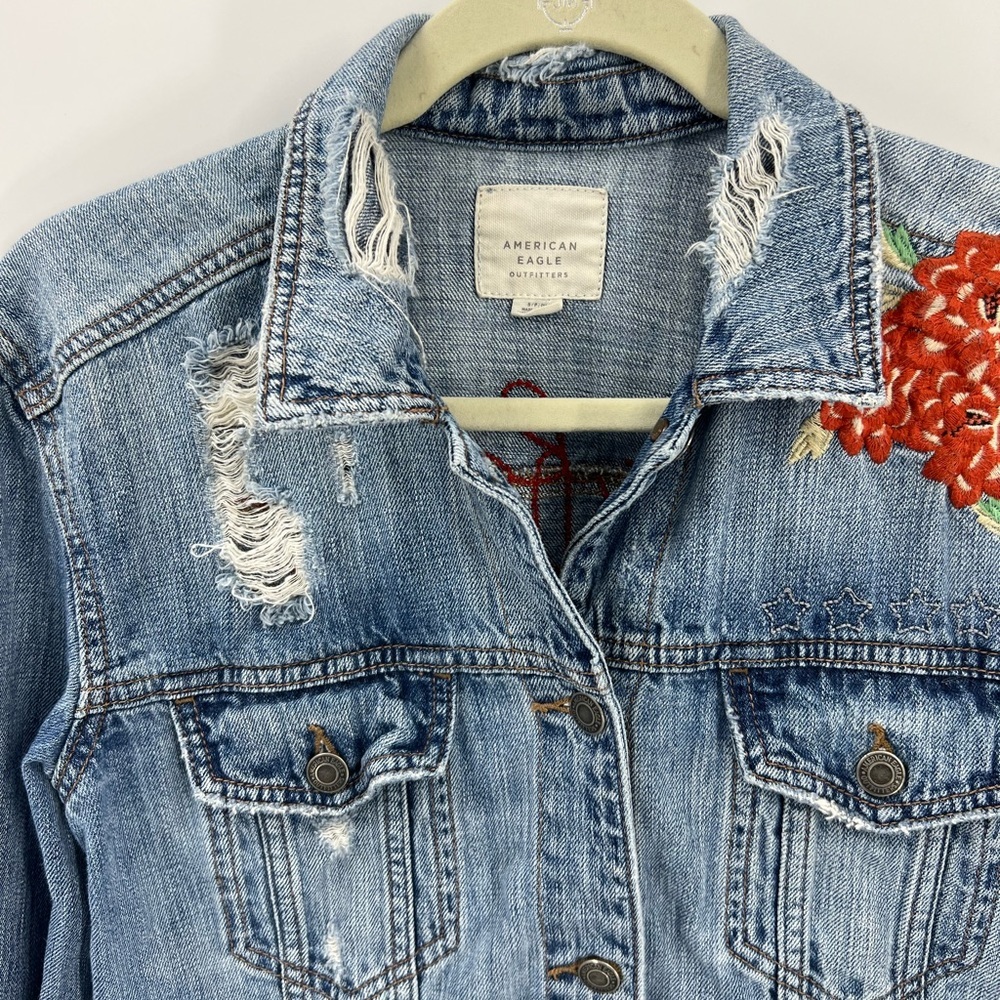 American eagle, highly distressed floral embroidered denim trucker jacket… - Picture 9 of 16
